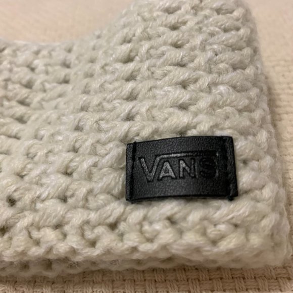 Vans White Knit Scarf - Picture 3 of 5